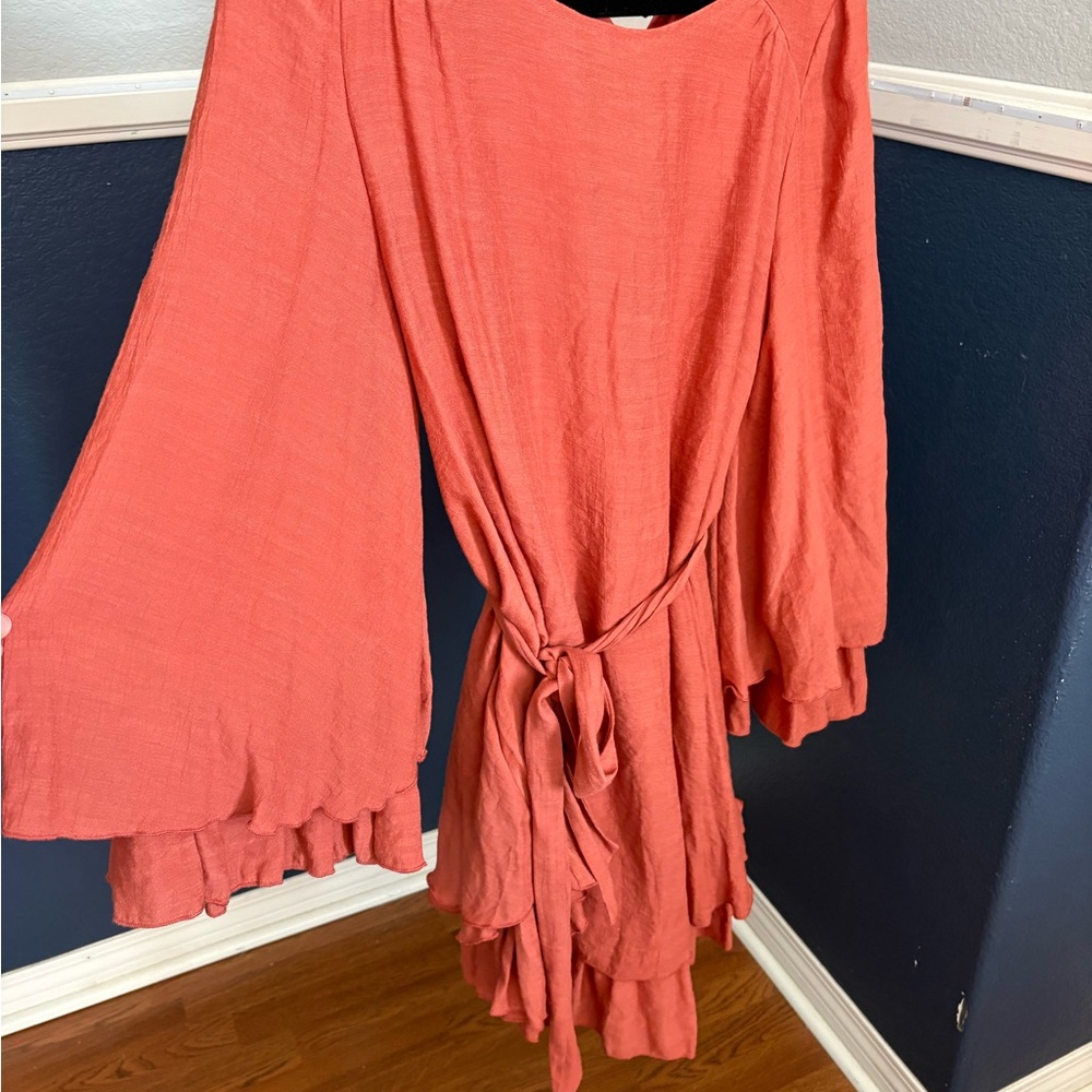 Bluivy Ginger Bell Sleeve Dress